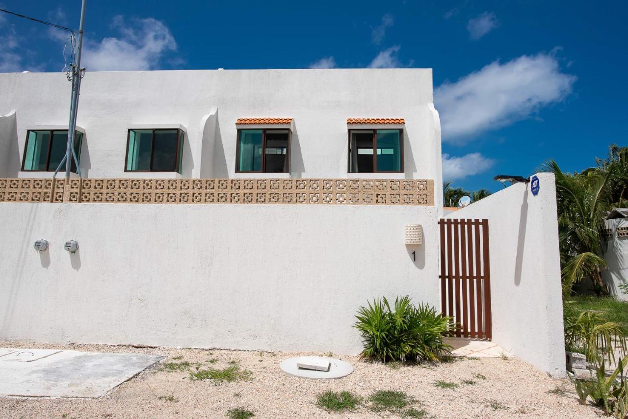 97982 New Modern Villa, Private Pool, High Internet Speed, 2 Blocks From The Beach Pueblo Pueblo Chicxulub Εξωτερικό φωτογραφία